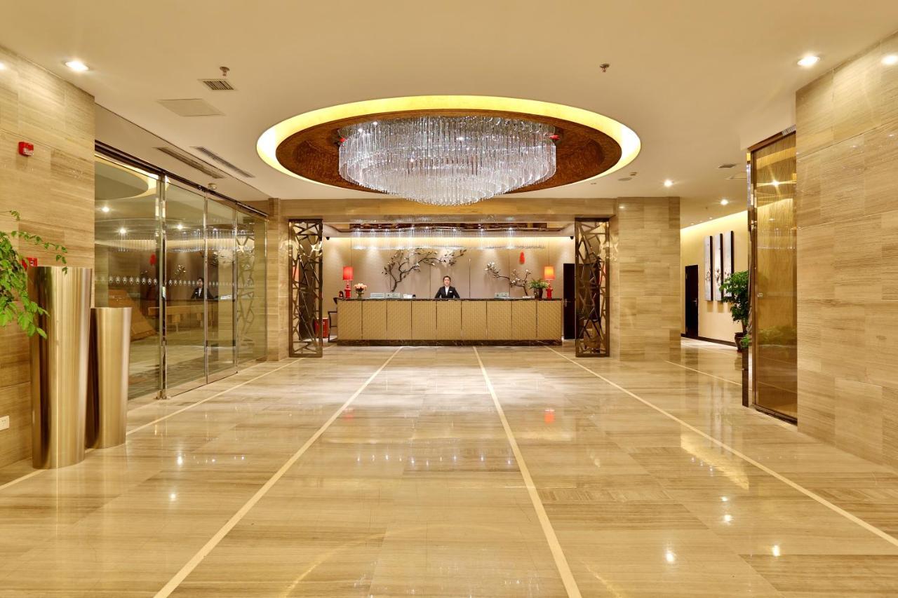 Minshan Yuanlin Grand Hotel ฉงชิ่ง ภายใน รูปภาพ